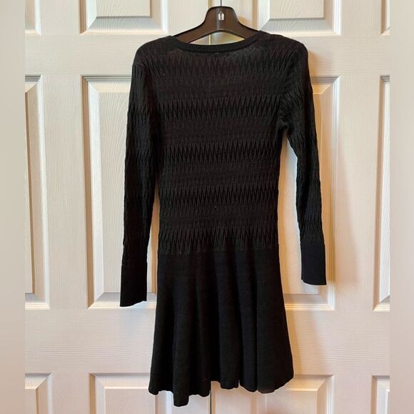 BLACK VINTAGE SWEATER SKATER DRESS BY VICTORIA’s SECRET SIZE MEDIUM - Picture 5 of 5